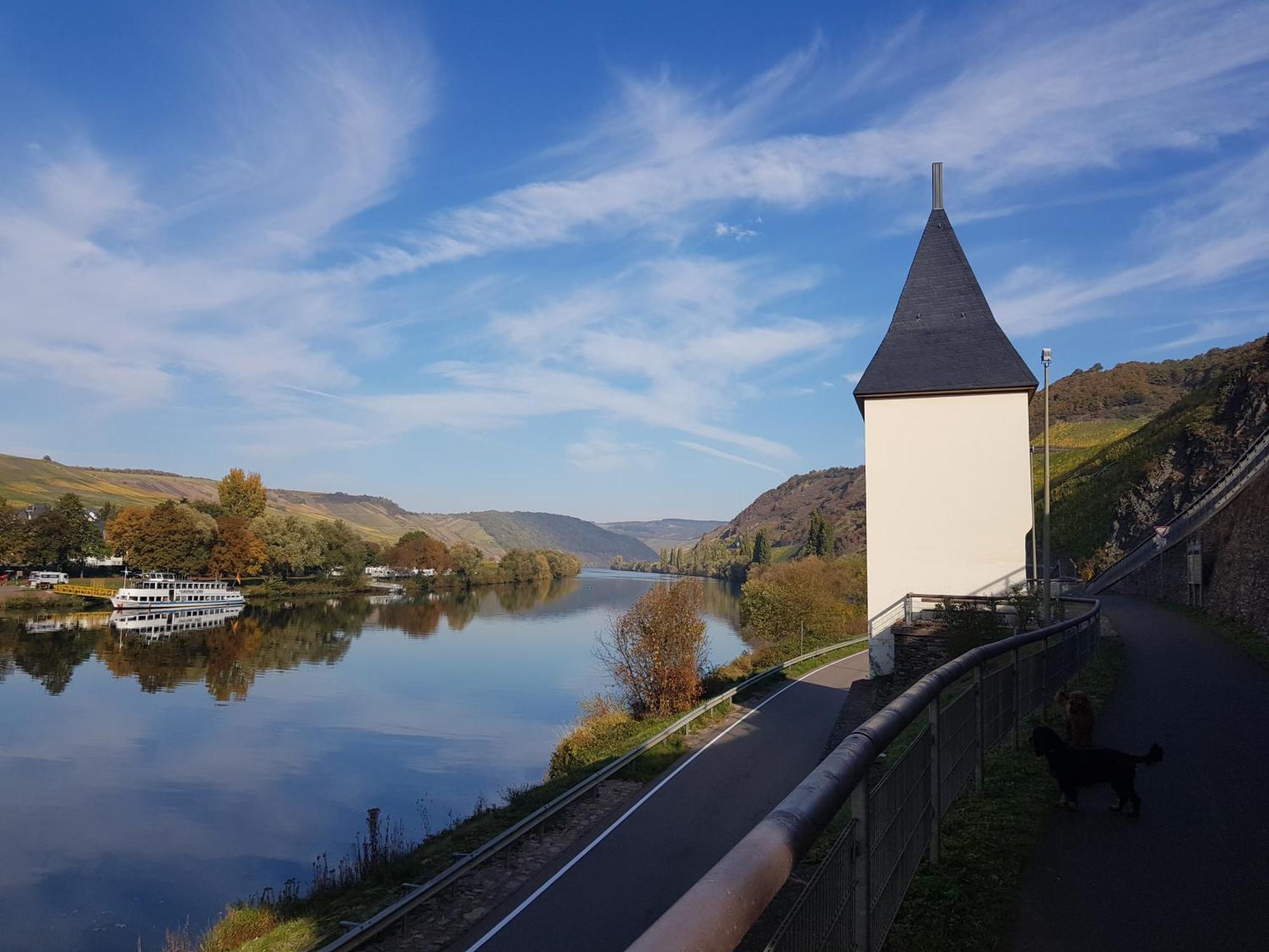 Hotel Zum Anker-Thulls Restaurant Neumagen-Dhron Eksteriør billede